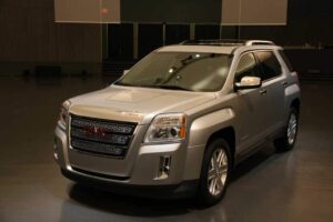 With the new 2010 GMC Terrain, the automaker hopes to go after soft-roaders like the Ford Edge and Hyundai Santa Fe.