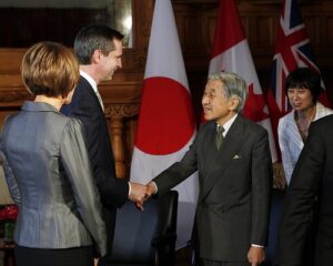 McGuinty, left, meeting with the Japanese Emperor,right, July 2009