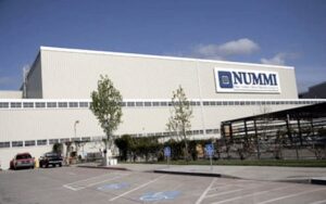The UAW is firing the first salvo hoping to prevent the closure of the 26-year-old NUMMI venture, near San Francisco.