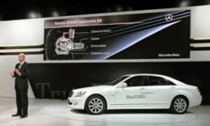 Dr. Dieter Zetsche, Chairman of the Board of Management of Daimler AG, Head of Mercedes-Benz Cars presenting the new S 400 BlueHybrid at the 2008 Paris Motor Show