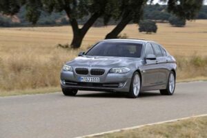 The look is familiar, but there's an-all midsize sedan coming from Bavaria, the 2011 BMW 5-Series.