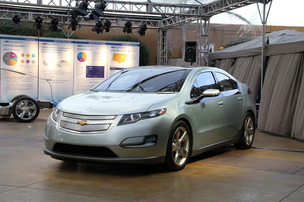 2017-chevy-volt-diary-day-1-delivery-and-setup-electrek