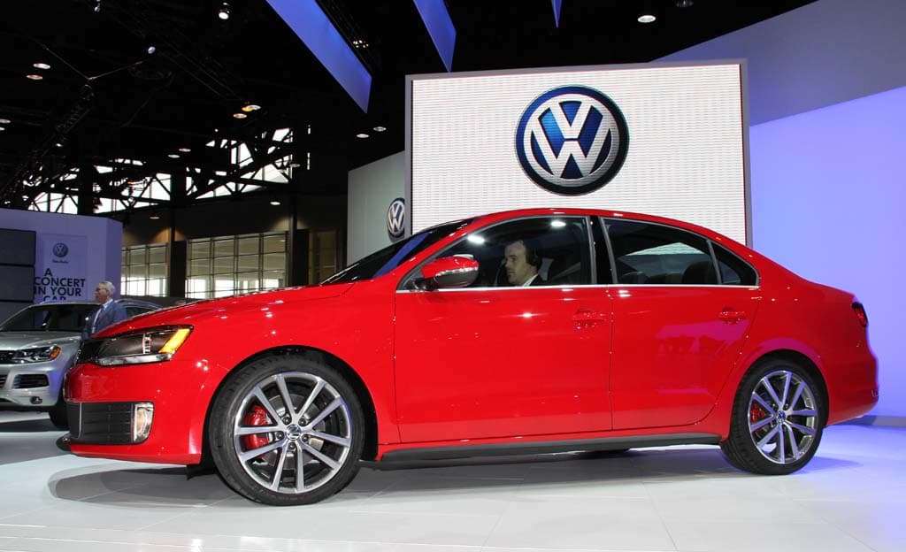 VW lifts the covers on the sportiest new Jetta the GLI