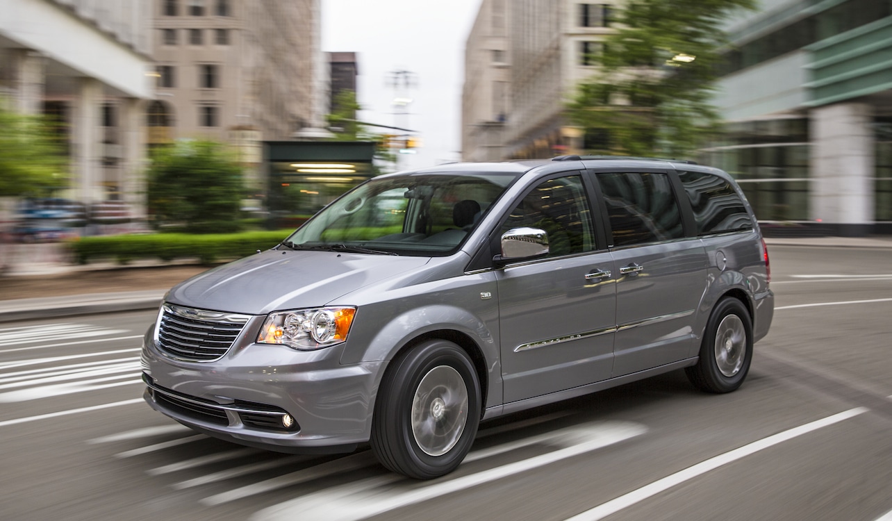 Chrysler 2006 town and country recalls