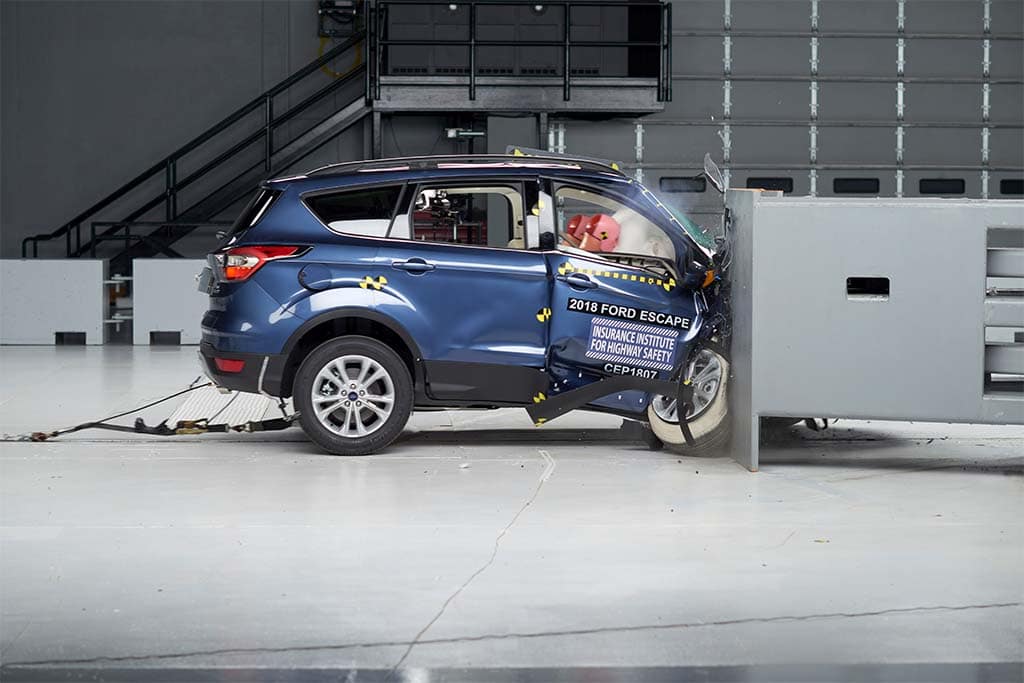 Latest IIHS testing dings 2018 Ford Escape, Mitsubishi Outlander Sport