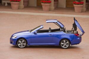 The 3-piece metal roof of the 2010 Lexus IS250C and IS350C will fold up or down in just 20 seconds.