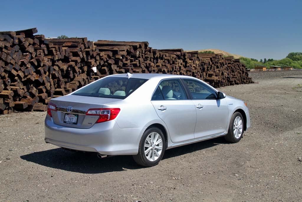 First Drive: 2012 Toyota Camry | TheDetroitBureau.com