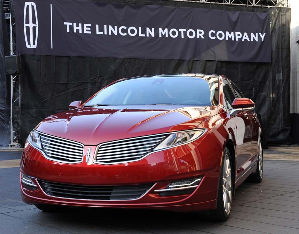 Lincoln MKZ and Sign