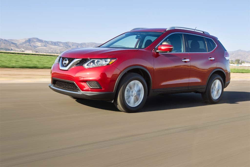2014 Nissan Rogue - front 3-4