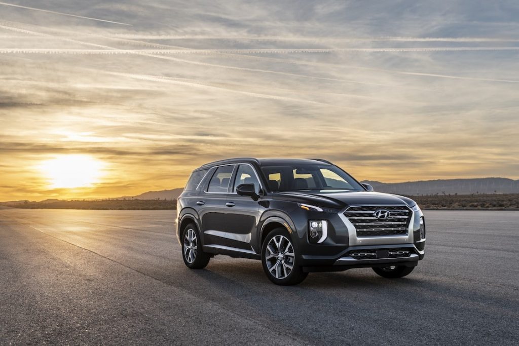 Hyundai Palisade, Kia Telluride Owners Warned to Park Outdoors Due to Fire  Risk - The Detroit Bureau