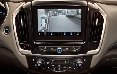 2021 Chevrolet Traverse touchscreen