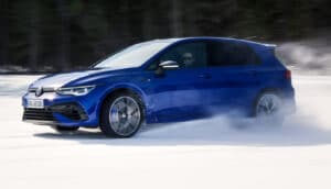 2022 VW Golf R Winter sliding