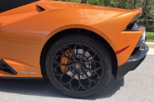 2021 Lamborghini Huracán EVO RWD Spyder wheel