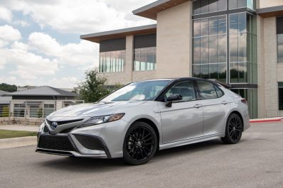 2021 Toyota Camry XSE Hybrid front