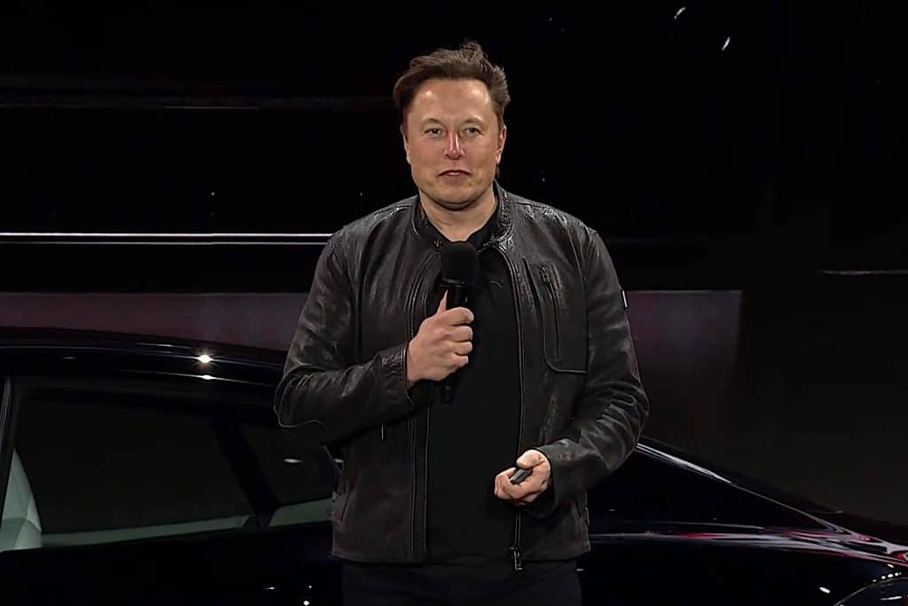 Musk speaks at Plaid debut