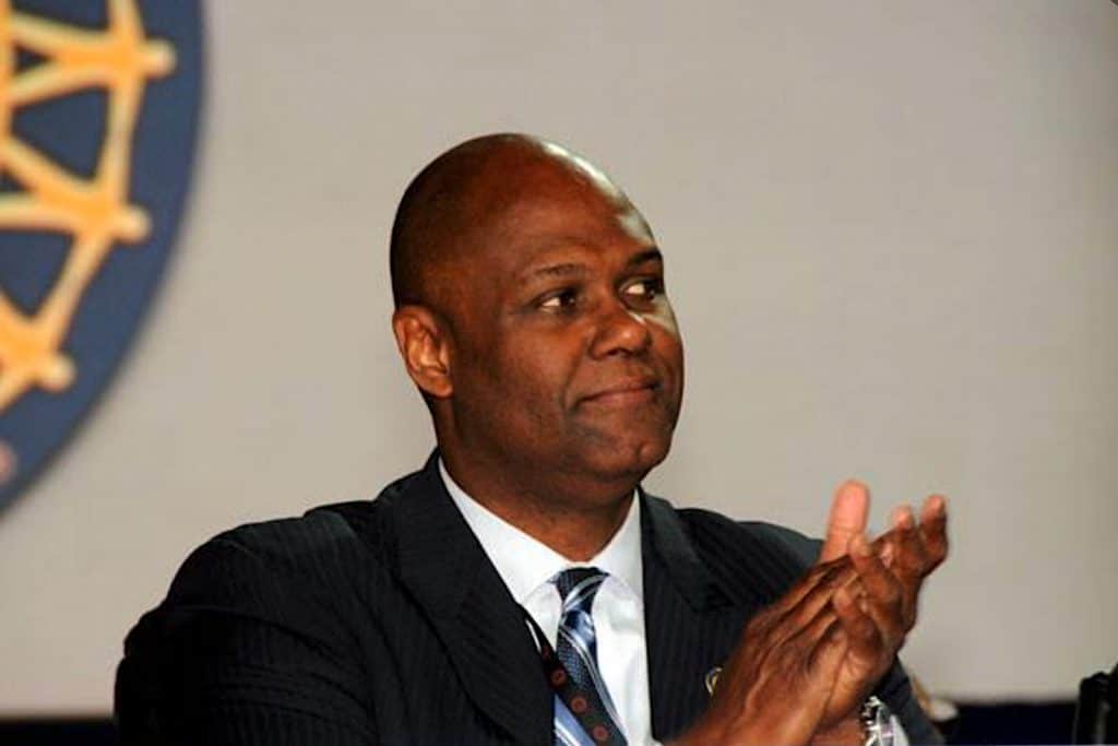 UAW's Ray Curry clapping