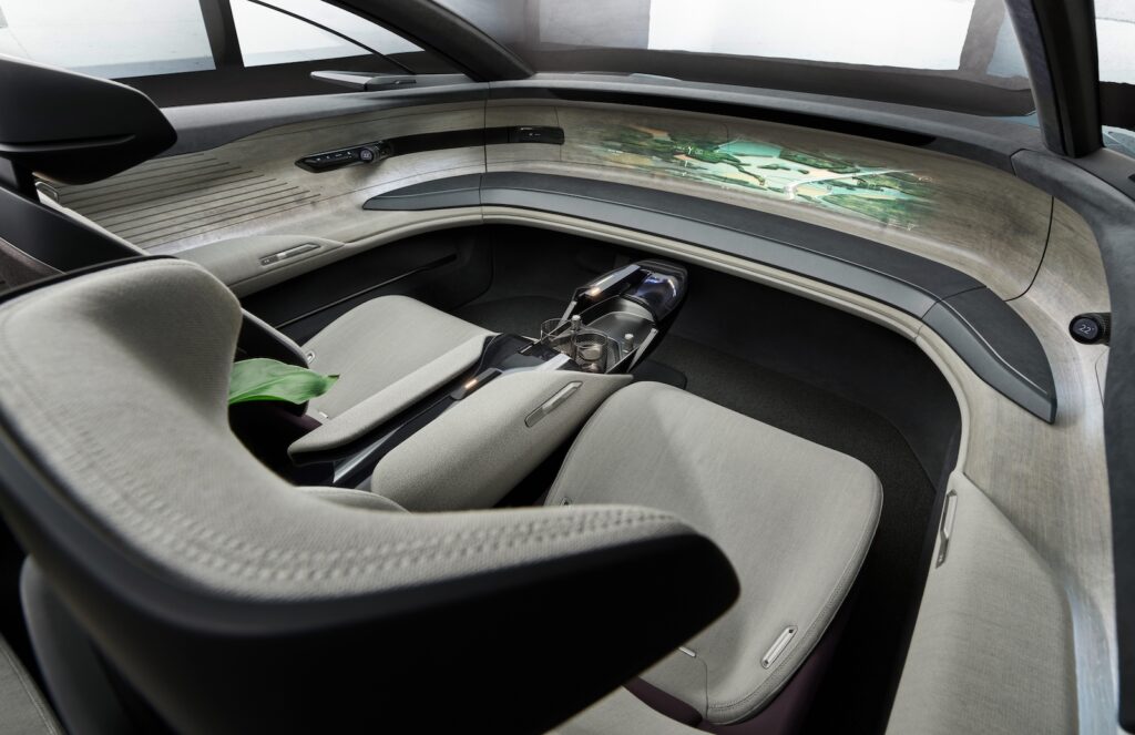 Audi Grandsphere concept interior w:o steering wheel