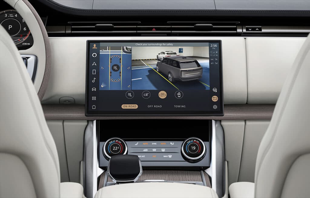 2022 Range Rover touchscreen