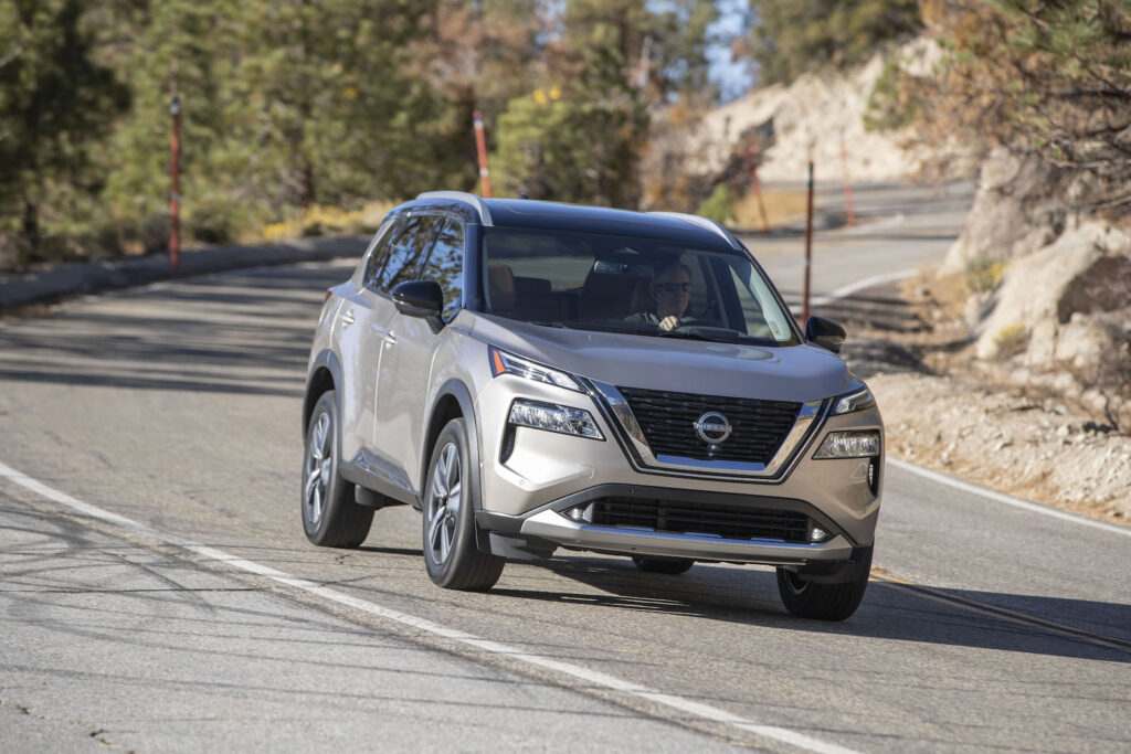 2022 Nissan Rogue driving front
