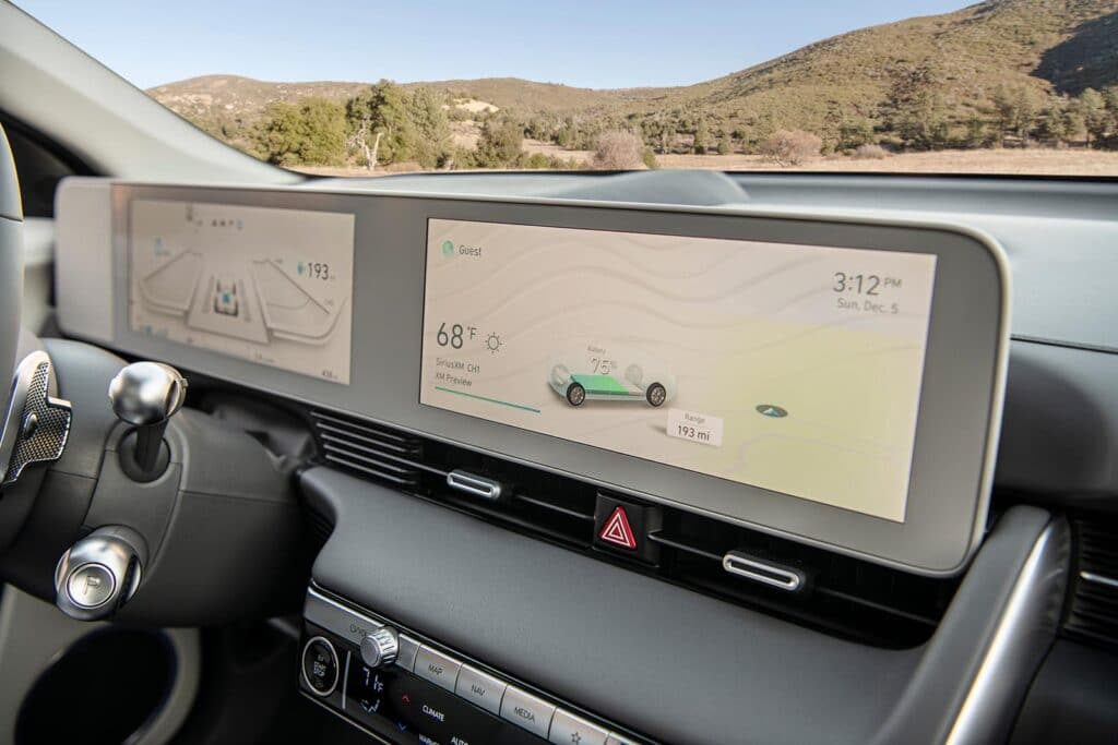 2022 Hyundai Ioniq 5 - screens