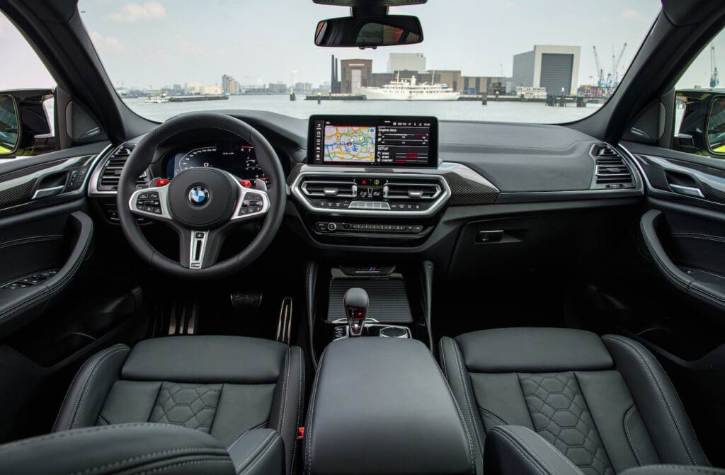 2022 BMW X4 M interior