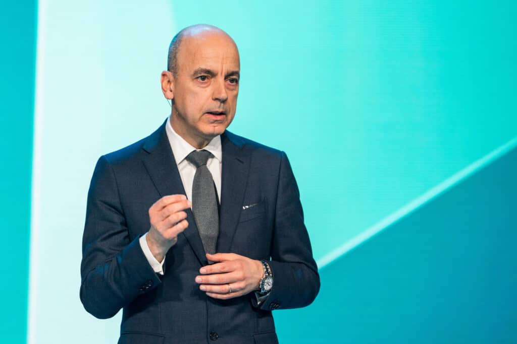 BMW's CFO Nicolas Peter 2022 annual presser