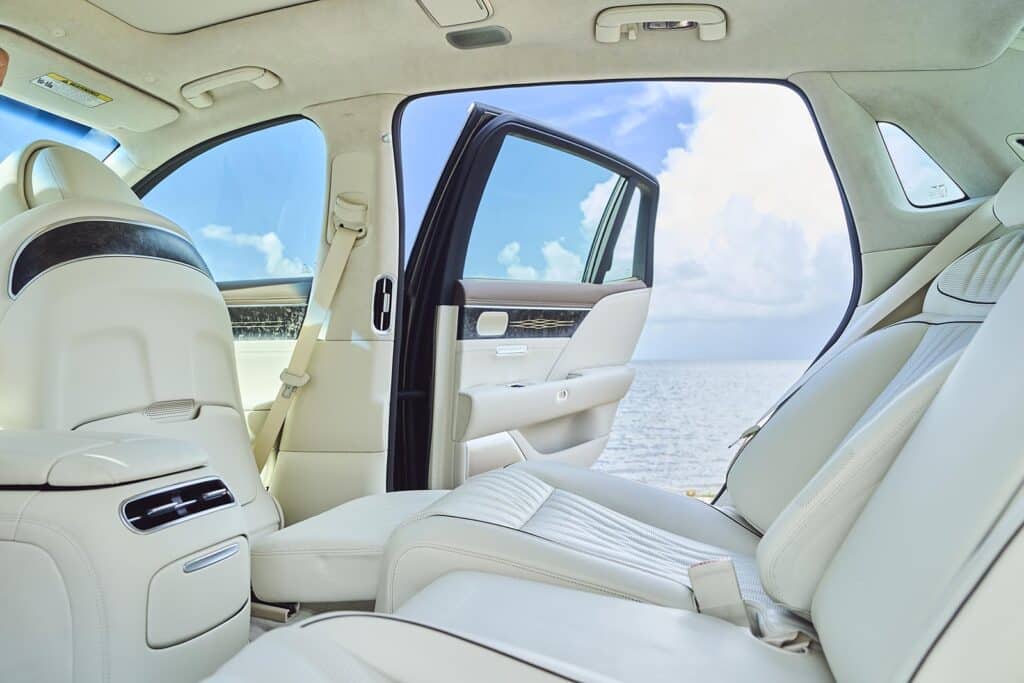 2023 Genesis G90 - rear interior REL