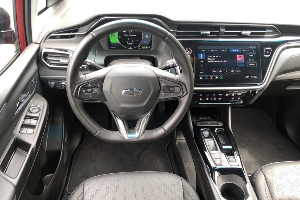 2022 Chevrolet Bolt EV cockpit