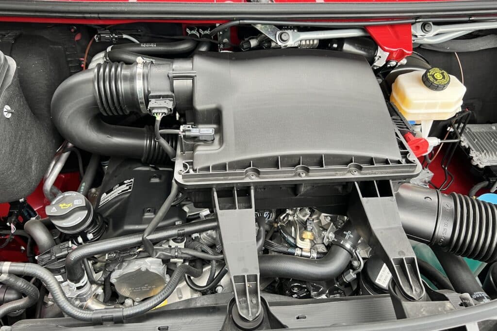 2022 Mercedes Sprinter 2500 red engine