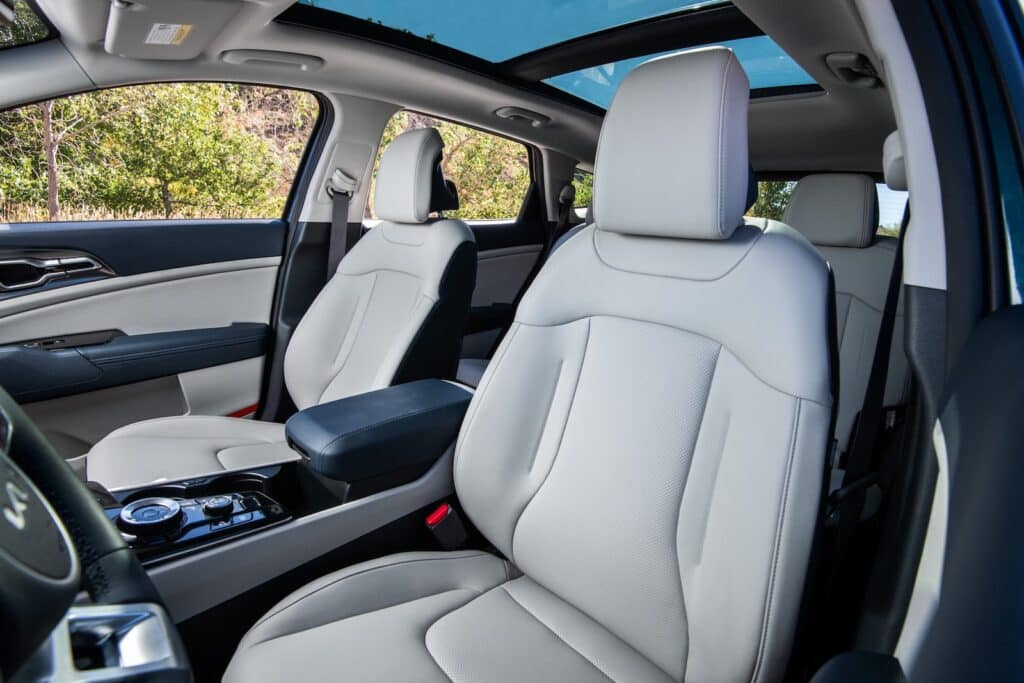 2023 كيا سبورتاج EX Hybrid AWD المقاعد الأمامية REL