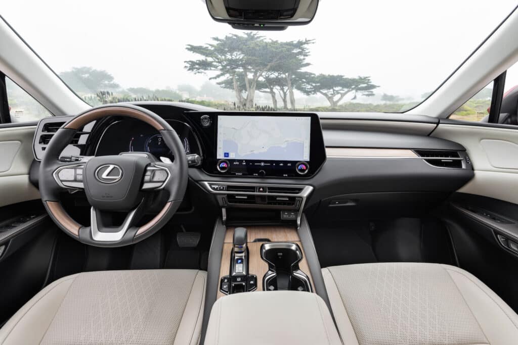 2023 Lexus RX 350h Premium interior REL