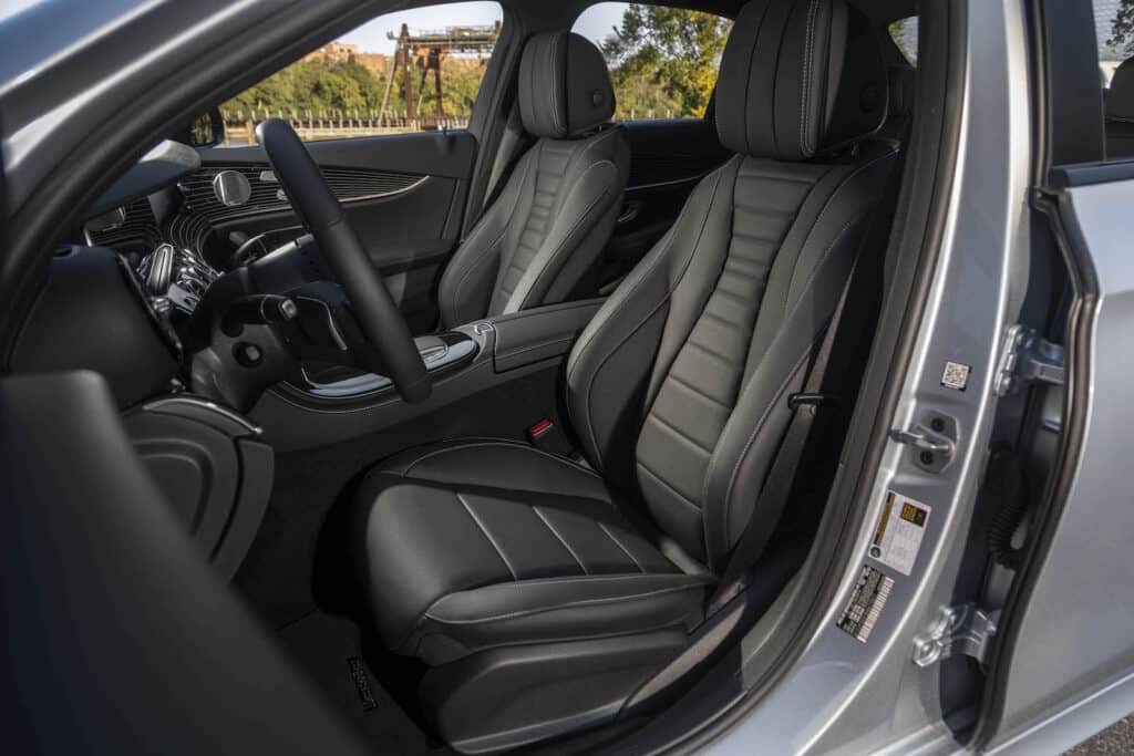 2022 Mercedes-Benz E 450 4Matic front seats REL