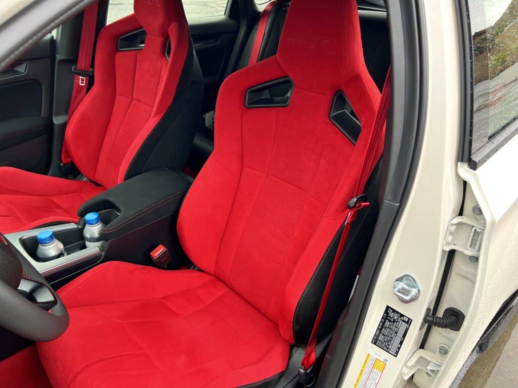 2023 Honda Civic Type R front seats