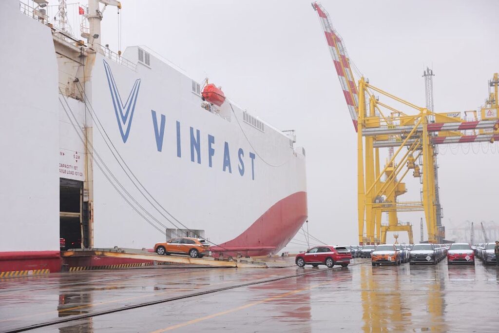 VinFast loads first U.S. vehicles REL
