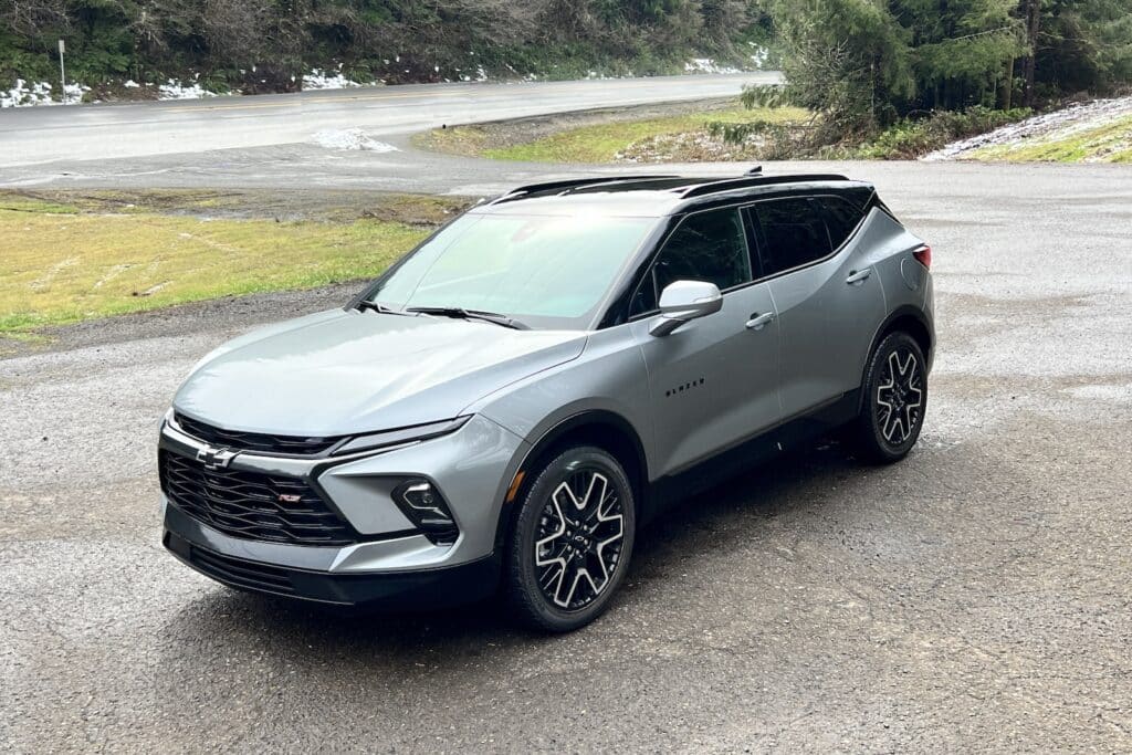 2023 Chevrolet Blazer RS AWD front 3-4