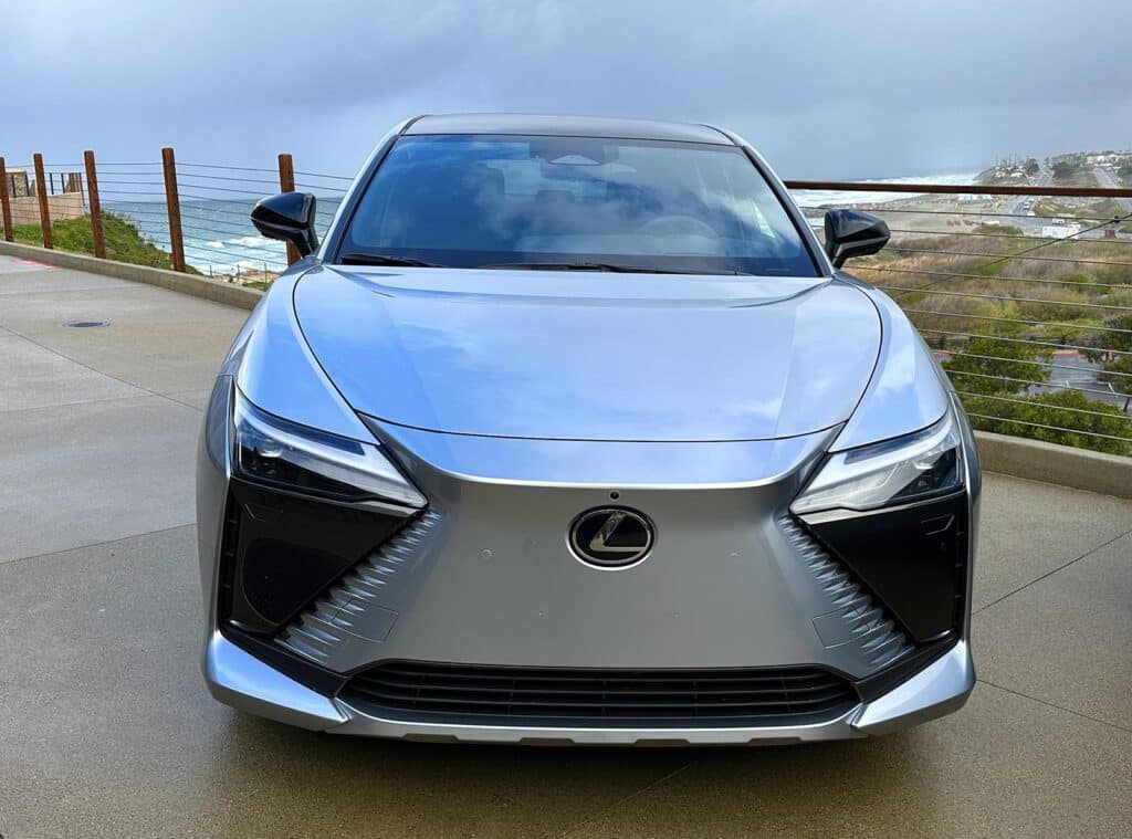 2023 Lexus RZ 450e - new spindle grille