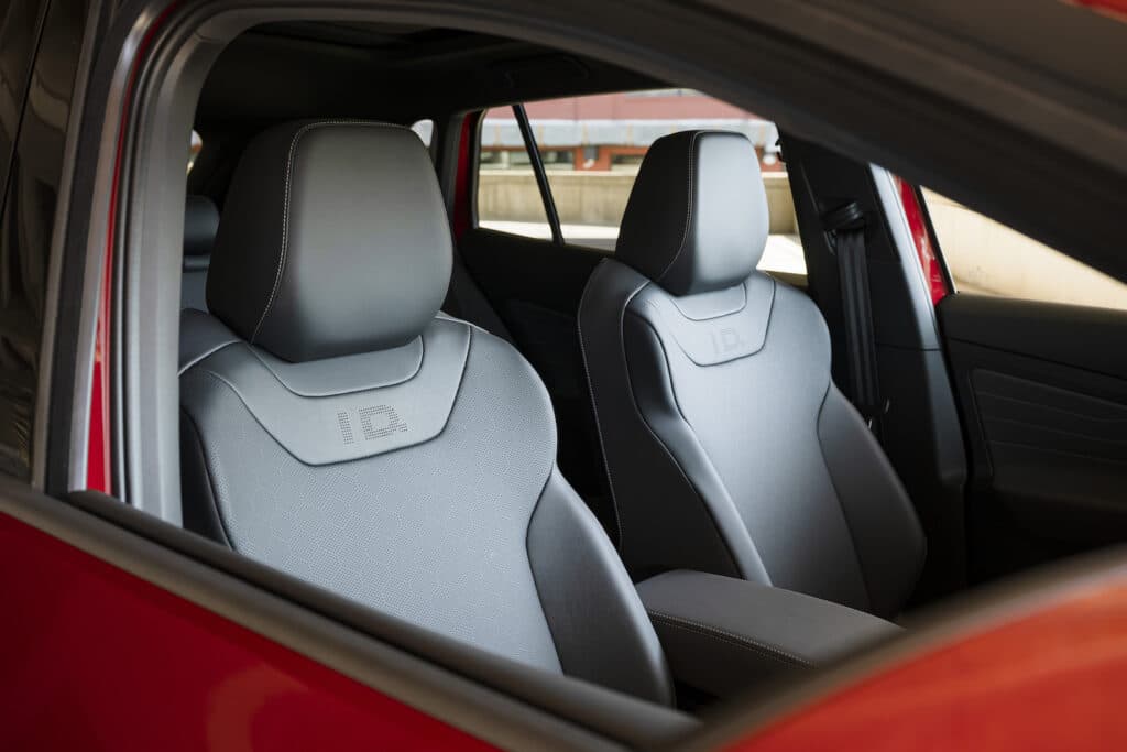 2023 VW ID.4 red front seats REL