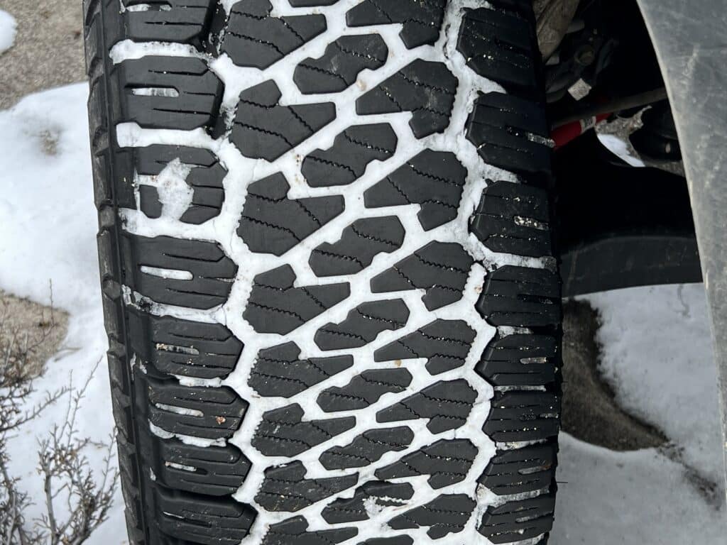 Firestone Destination snow tire tread
