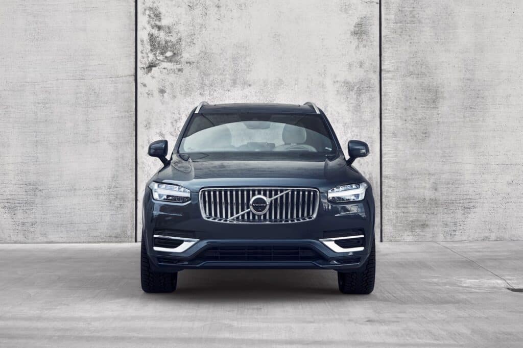 2023 Volvo XC90 Recharge AWD nose REL