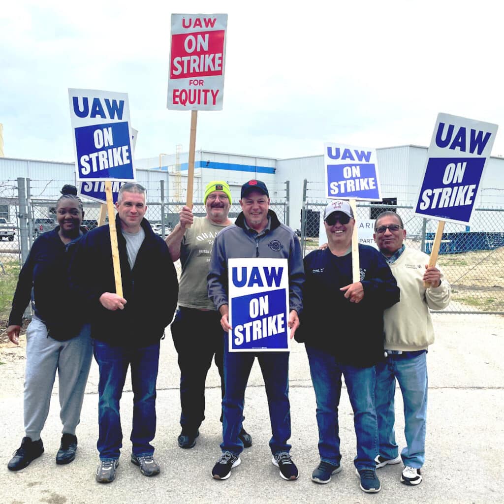 UAW Clarios strikers 2023