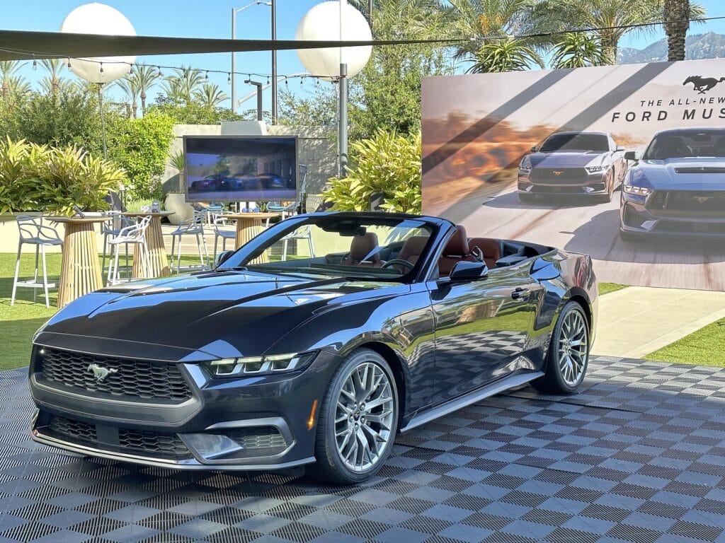 2024 Ford Mustang EcoBoost Convertible - static