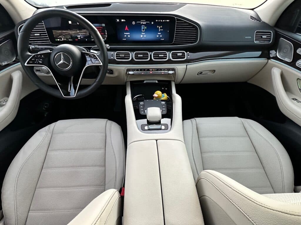 2024 Mercedes-Benz GLE 450 4Matic interior